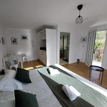 فندق مبيت وإفطار E Cime Locations De Meubles 3*