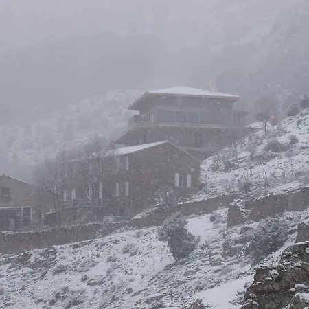 فندق مبيت وإفطار E Cime Locations De Meubles