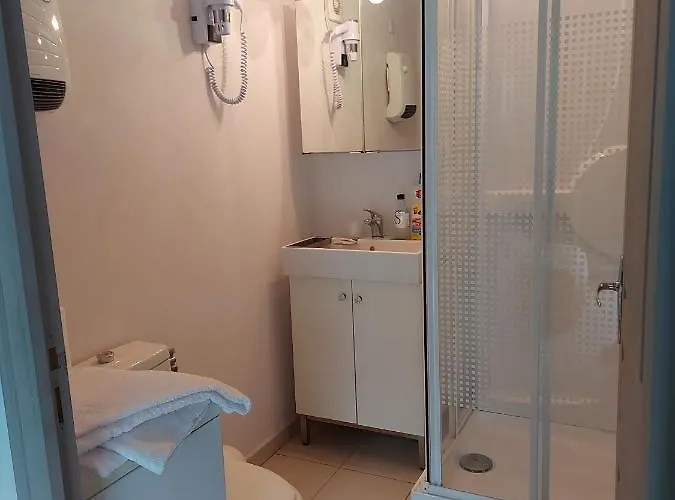 E Cime Locations De Meubles Bed & Breakfast 3*