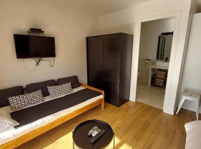 E Cime Locations De Meubles Bed & Breakfast