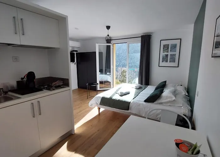 E Cime Locations De Meubles 3*