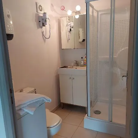 E Cime Locations De Meubles Bed & Breakfast 3*