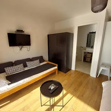 E Cime Locations De Meubles Bed & Breakfast