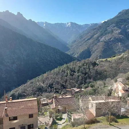 Nocleg ze śniadaniem E Cime Locations De Meubles Asco