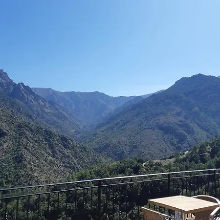 E Cime Locations De Meubles Bed & Breakfast