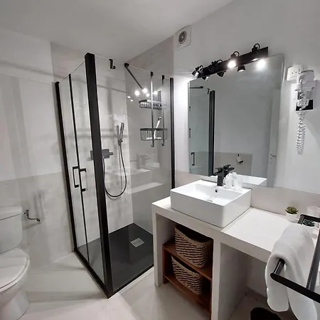 E Cime Locations De Meubles 3* Asco